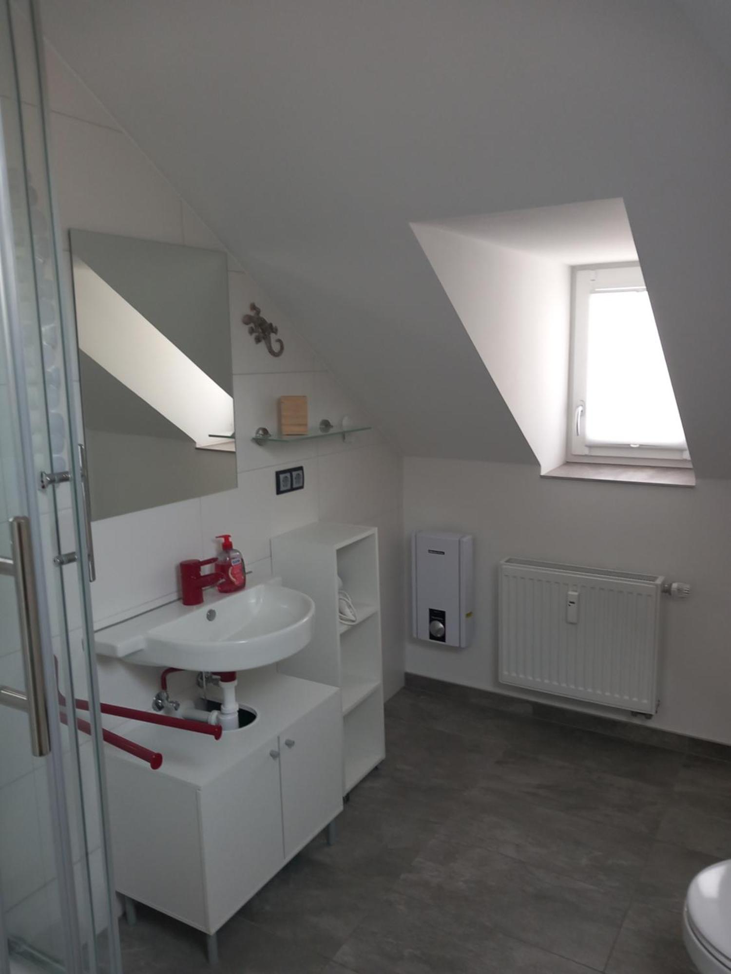 Ferienwohnung Im Roten Haus, Die Therme Ist Fusslaeufig In Wenigen Minuten Erreichbar Bad Ems Luaran gambar